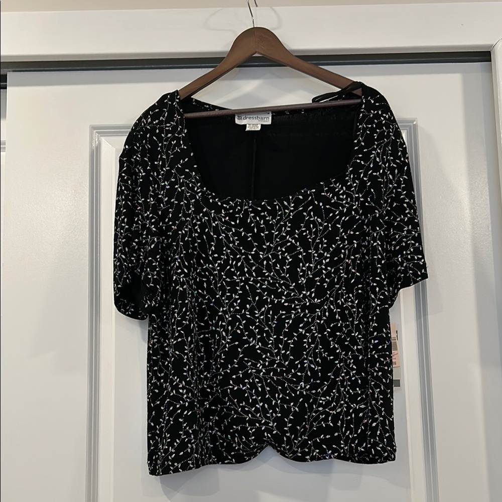 Black and Silver Patterned Women's Top